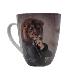 Mug lion habille
